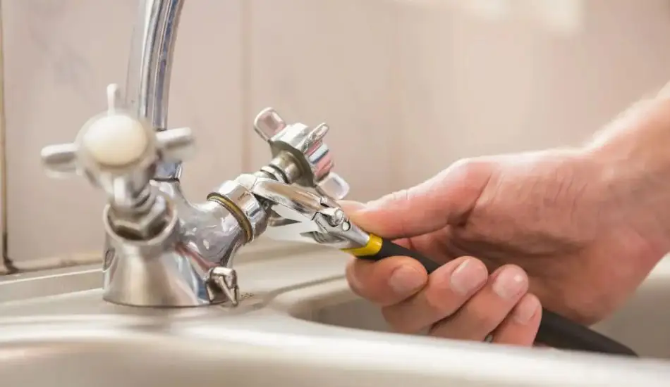 Ремонт кухонного смесителя
