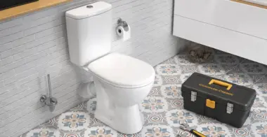 Установка унитаза